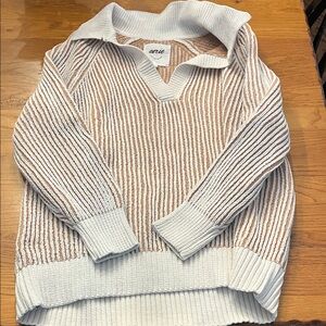 Aerie V-Neck Sweater in Cream and Brown